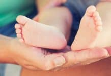 Gyerekbiztos lakás, hogy mindenki nyugodt legyen Adorable Newborn Baby