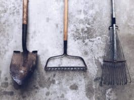 Kerti szerszámok tárolása, karbantartása, tisztítása Kerti szerszámok tárolása, karbantartása, tisztítása